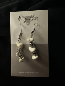 SILVERTONE AND WHITE CHIP STONE EARRINGS