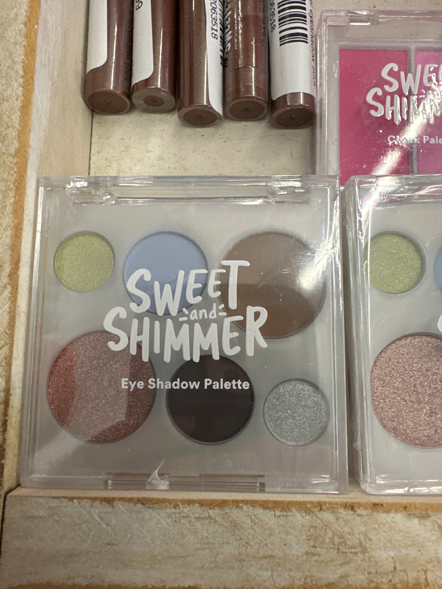 Sweet & Shimmer Eye Shadow Palette