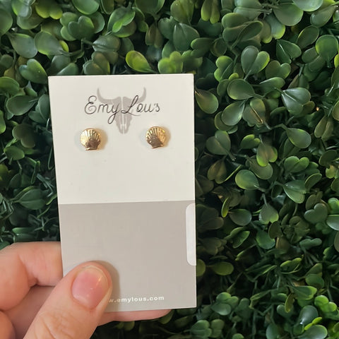 Simply Southern Gold Seashell Studs