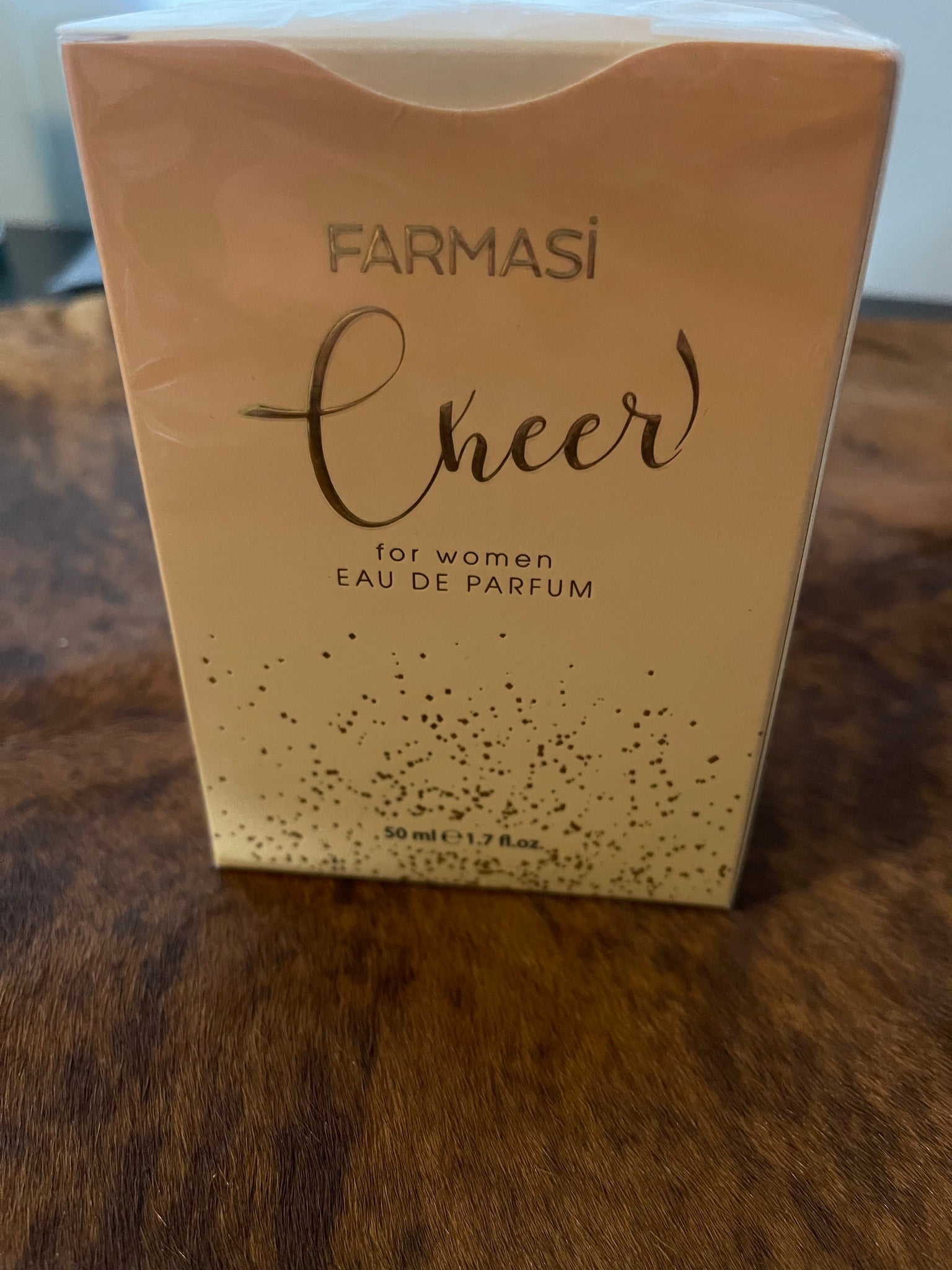 Farmasi Cheer Perfume