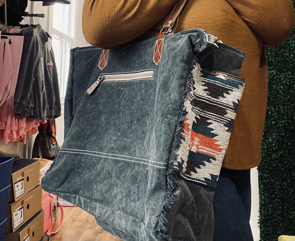 Myra Jolie Weekender Bag